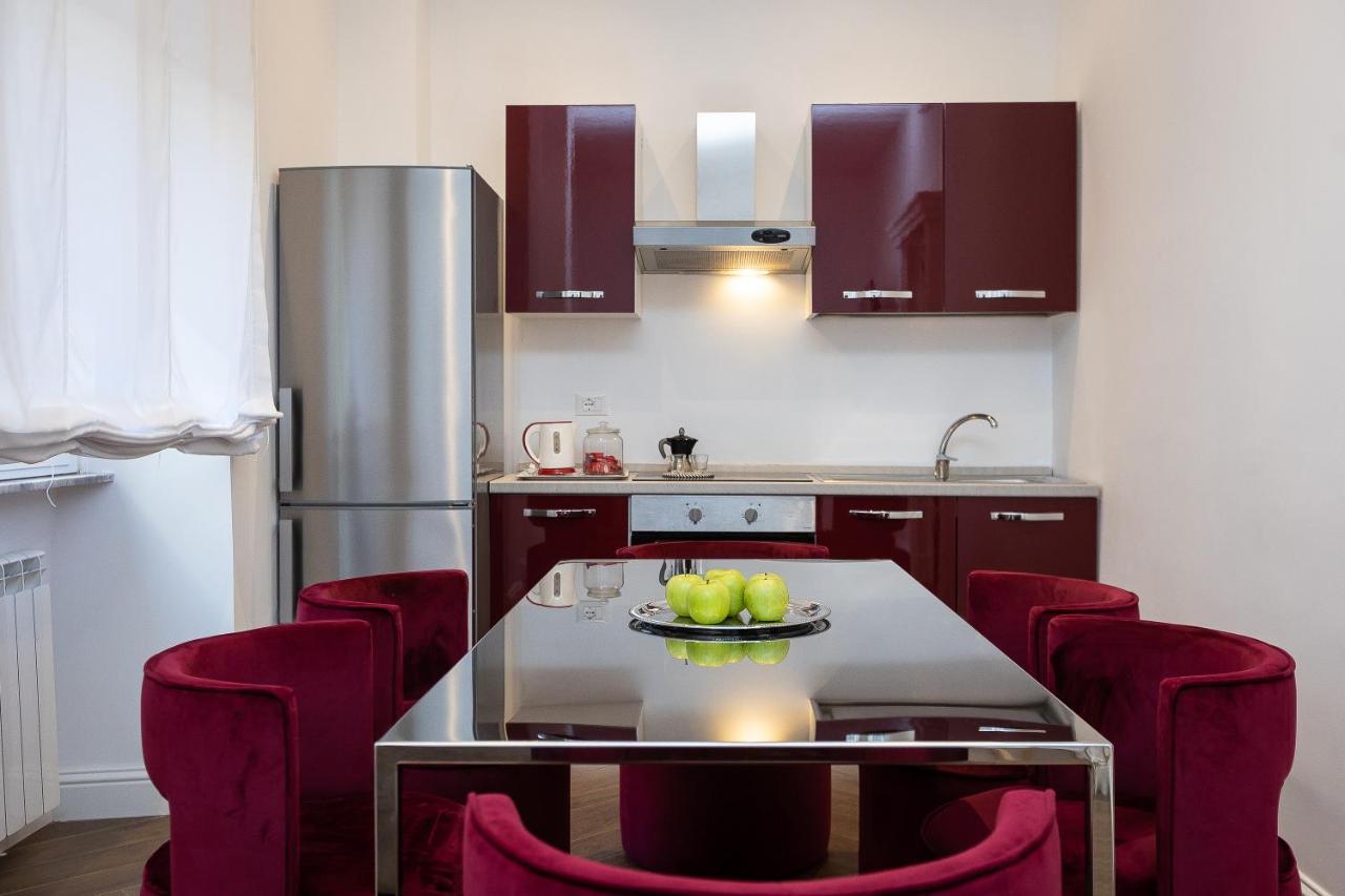 Spa Apartment Via Barberini Rome Extérieur photo