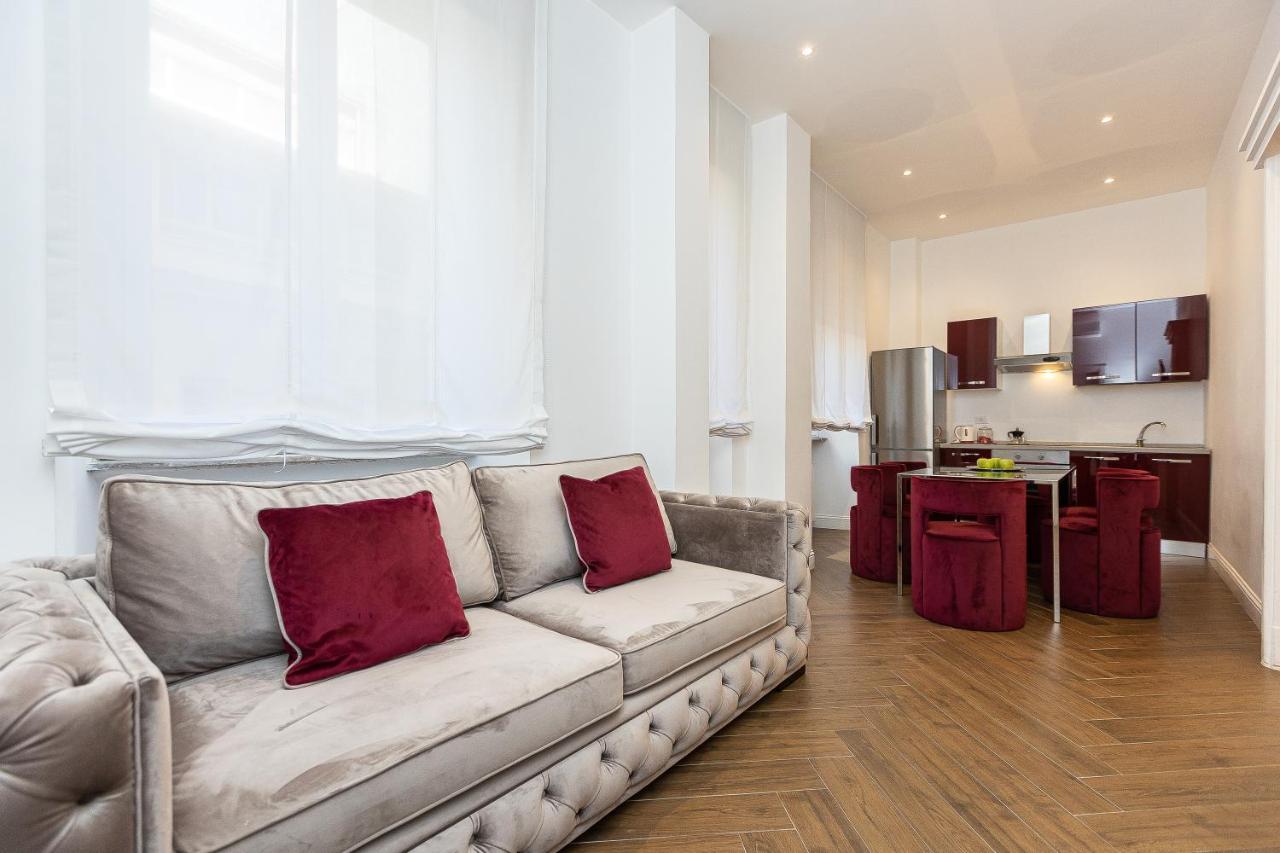 Spa Apartment Via Barberini Rome Extérieur photo