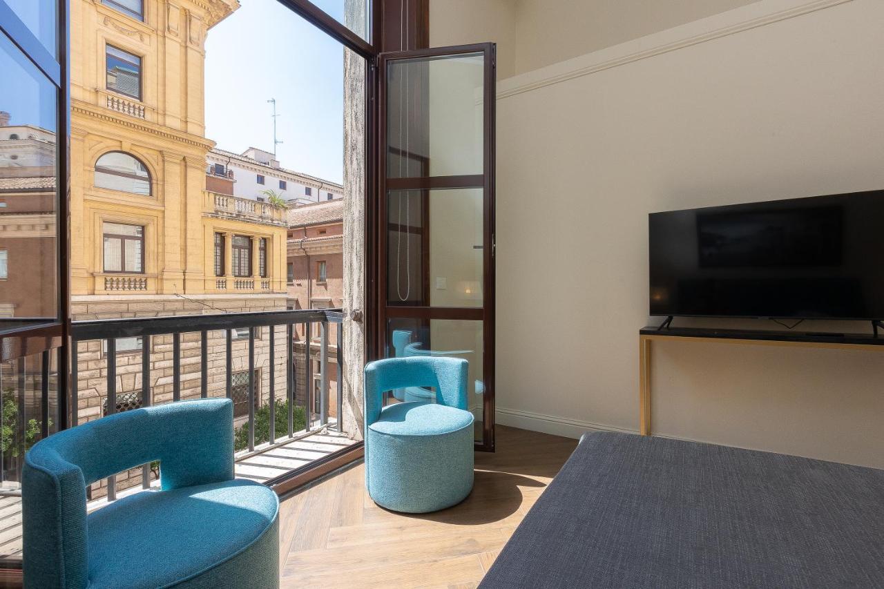Spa Apartment Via Barberini Rome Extérieur photo