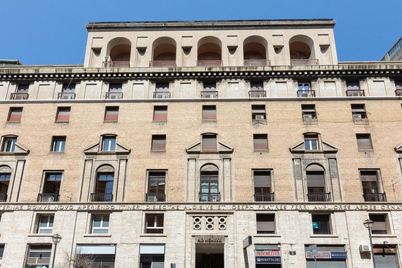Spa Apartment Via Barberini Rome Extérieur photo